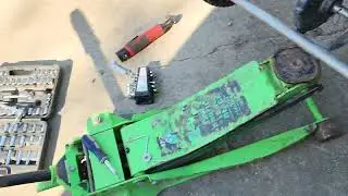 LESCO Chariot Fertilizer Spreader Ride-On 125 lbs Spinner Fix