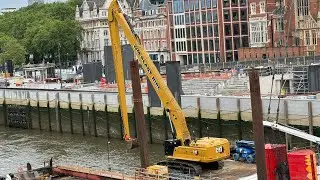 Cat 395 long reach excavator assembly