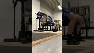 Smolov jr. Bench program week 3 day 1-70% of 1 rm - 72,5 kg 6 reps LAST SET. I did 75 kg first 3sets