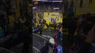 No one&rsquo;s doing it like Steph!#StephenCurry  #GoldenStateWarriors #NBAShots #NBAMoments #reelsviral