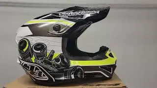 Troy Lee Designs SE4 Polyacrylite Skooly MX Helmet Black/Yellow Medium Orange County #shorts
