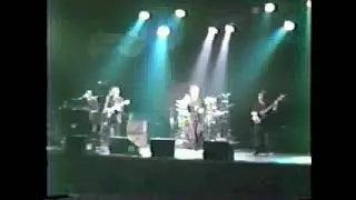 6 video - beginning of song video - Chevelle's 1986