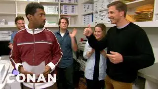 Deon Cole Is Tired Of White People Standing Ovations | CONAN on TBS