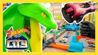TOXIC CAR OUT OF CONTROL! | New News | @HotWheels