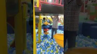enjoy na enjoy magslide ang magkuya 🥰
