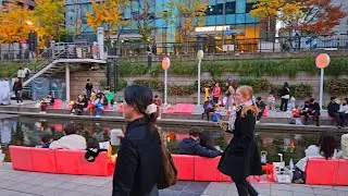 Cheonggyecheon 청계천 Night Walk | Seoul, Korea | 4K Walking Tour With Binaural City Ambience Sounds