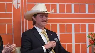 UTPB's AAPL Outstanding Graduate winner - Spring 2025 Commencement story