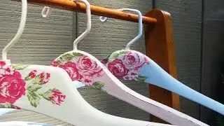 DIY Annie Sloan  Shabby Chic Hangers Decoupage