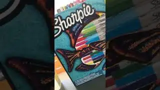 Sharpie Mark&ouml;r Permanent Fine Kalemler&hellip; Her y&uuml;zeyde rahatlıkla kullanabiliyorsunuz.