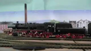 HO Fleischman 50 662, Deutsche Bundesbahn, tijdperk 1956--1968 met kuiptender en miltaire trein.