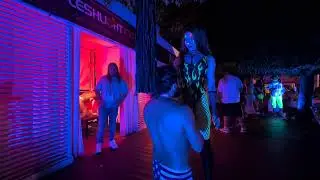 Shibari Hishi Karada tie. At Xbiz Miami 2025