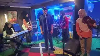 Yu Li Shen Hua Cover by D'Nuraa Band