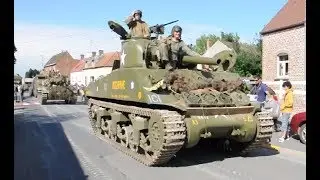 Tank and big vehicle parade at Pas-de-Calais Lib&eacute;r&eacute; 2010 (Souchez)