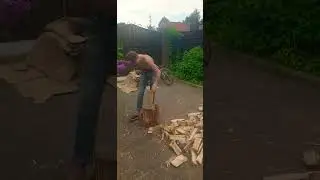 The son is an iron woodcutter #cutter #son #сын #дровосек #втоп #fyp #дом