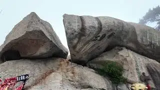 Climbing Mount Hua: China&rsquo;s Most Dangerous Hike!