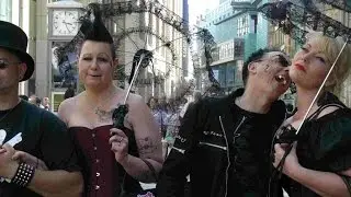 Готы фестиваль готов в Лейпциге Wave  Gotik Treffen ( WGT) Готический  международный фестиваль