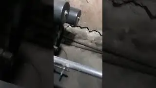 I.R. Make heavy duty Air Compressor in running condition I