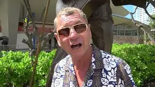 Honolulu - Hawaii! Claudius Fabig pr&auml;sentiert - beim King Elvis - Blue Hawaii!!!