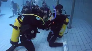 Nikon1 J4 Under water hausing video Test