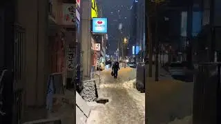 Snow hits different 💕 #japan #ytshorts #japantravel #japansnow #snow #japanlife #adayinmylife