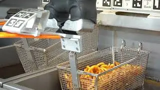 Miso Robotics Flippy 2 at Jack in the Box