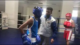 Big boy and small boy boxing match 💪