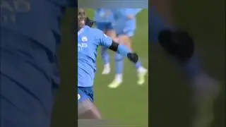 Hat-Trick Hero: Bunny Shaw Dominates ⚽🐐 WSL Reminder: Bunny Shaw Is That Player 🐐