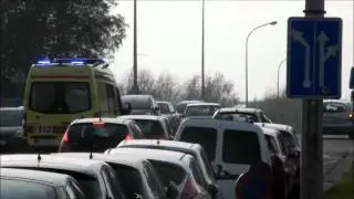 Intervention Service Incendie Mouscron - Ambulance responding code 3