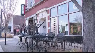 COVID-19 causes more restaurants to close
