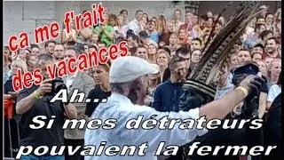 Les serviettes. Ah..🪶si mes détracteurs pouvaient la fermer, ça me f'rait des vacances. Les sardines