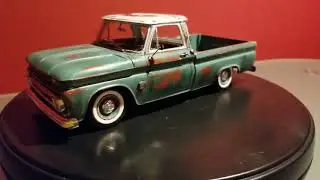 Revell     