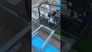 Small dredge boat for river gold