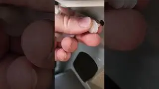 How to replace the REAR speakers on a 3 door MK6 Ford Fiesta 