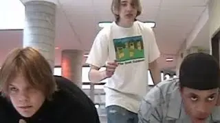 Running Away Man &ndash; Episode 4: &ldquo;The Challenge&rdquo; (Web Series) (2003)