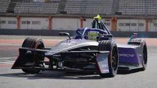 The 99X Electric on the Circuit Ricardo Tormo in Valencia