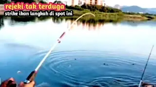 Mancing ikan danau galian gak sangka ada kejadian seperti ini 