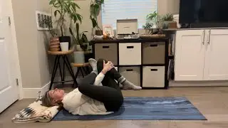 10 Min Lying Down Stretch & Mobility
