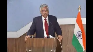 Secretary MoRT&H, Shri Giridhar Aramane talking to AIR News.