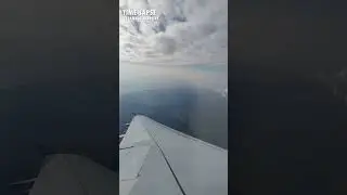 Airplane phone trick! 💡✈️Save this video for your next flight #timelapse #shorts #tutorial #bts