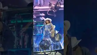 Blue Ivy performed &ldquo;Crazy In Love&rdquo; in London (Night 6) The Cowboy Carter Tour #blueivy #beyonce #bey