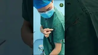Why Do Doctors Wear Such Old Gowns #shorts #ytshorts