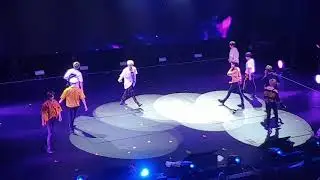 Stray Kids London 2019 - Insomnia