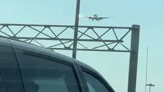 PLANE LANDING ON HIGHWAY  #canada #highway401 #aviation #yyz