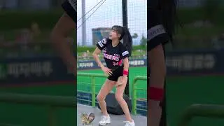변하율(Byun Ha-Yul)치어리더 - '르세라핌(LE SSERAFIM) - 이브, 프시케 그리고 푸른 수염의 아내'