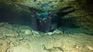 random Mount Gambier cave footage