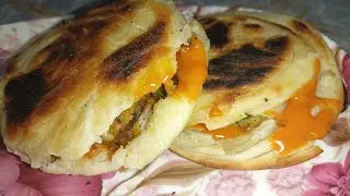 Lacha Paratha Burger 🍔 | Crispy Paratha Mein Juicy Burger | Street Style Recipe