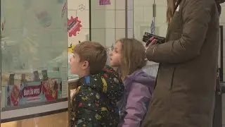 Record-high spending for holiday season sees late shopping sprees in Green Bay