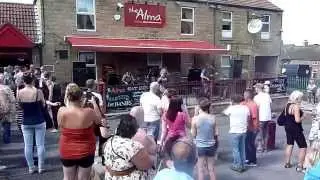 Coyote Rock Band, Radar Love, Barnsley Womfest.