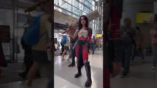 @reedpop #newyorkcomiccon 2025 #absolutewonderwoman #cosplay #thesuperppodcast #dccomics #nycc