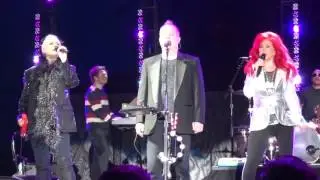 The B-52's - Is That You Mo-Dean? Live in Houston, Texas